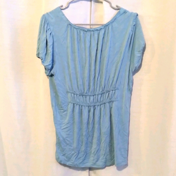 FLOWY TOP - Picture 3 of 4